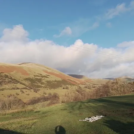 Semesterbostad Cautley Chapel *